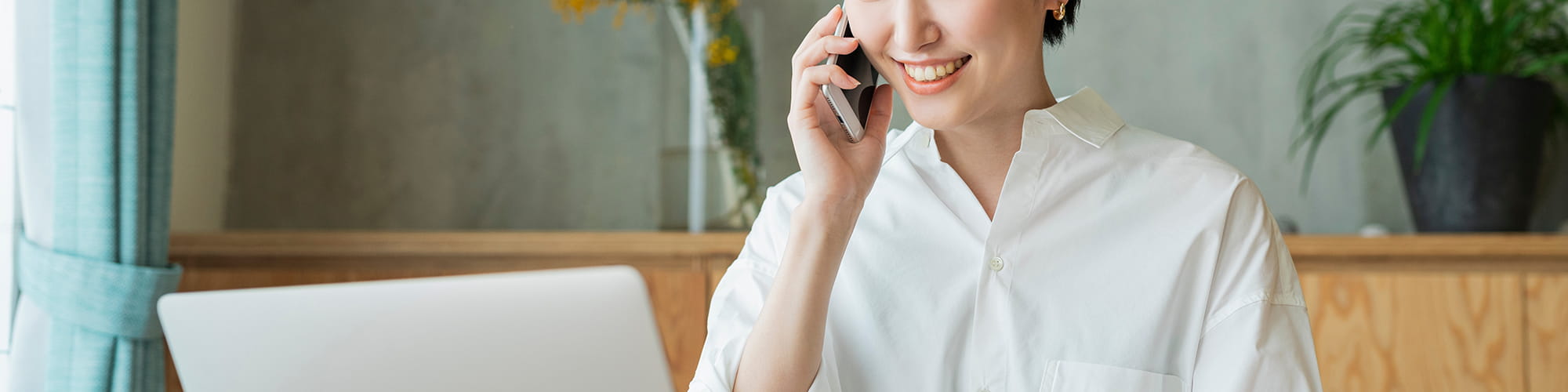 bnr_contact_bg